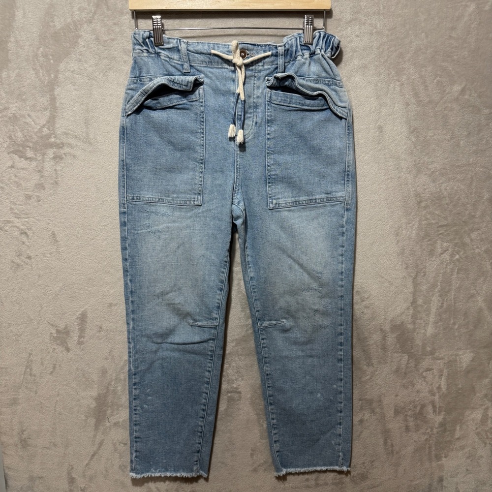 We The Free Free People XS Blue Paperbag Waist Raw Hem Cargo Pocket Jeans